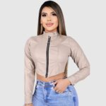 chaqueta cuerina mujer Colombia, chaqueta crop cuerina, chaqueta negra corta mujer, chaqueta estilo moto cuerina