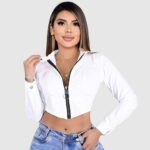 chaqueta cuerina mujer Colombia, chaqueta crop cuerina, chaqueta negra corta mujer, chaqueta estilo moto cuerina