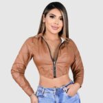 chaqueta cuerina mujer Colombia, chaqueta crop cuerina, chaqueta negra corta mujer, chaqueta estilo moto cuerina