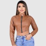 chaqueta cuerina mujer Colombia, chaqueta crop cuerina, chaqueta negra corta mujer, chaqueta estilo moto cuerina
